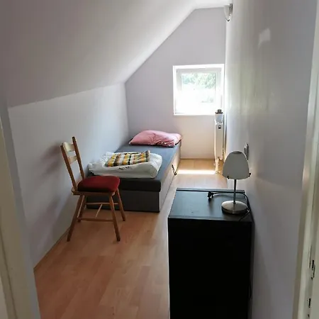 Alojamento de Turismo Rural Pokoje Zacisze Krzyzowice (Wroclaw)